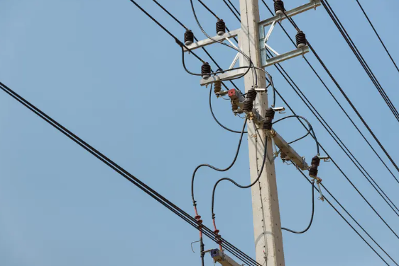 Comprehensive Technical Analysis Transmissionis Line Surge Arresters