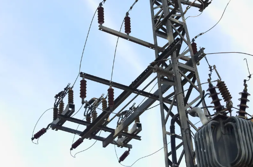 Subtilitas in omni operatione, Reliability pro Decem Mille Cycles: Cur High-Voltage Disconnectors Are Angularis Tutus Switching