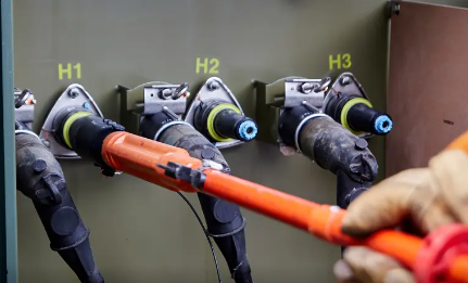 Ultra calor horreat cable terminationes: quomodo Premolded cable compagibus Guarantee Vita Obsignans Reliability